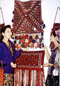 Turkmenistan crafts